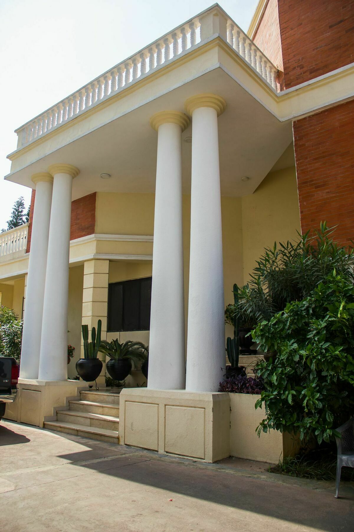 La Patriache Lodge Aliayabiagba Dış mekan fotoğraf